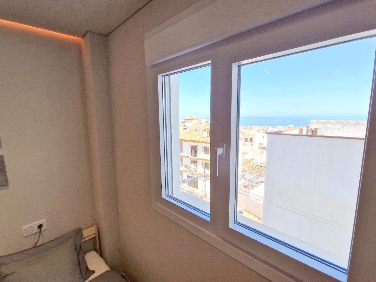 Emerald Apartment - Spacious Modern 2 Bedroom Беналмадена Екстериор снимка