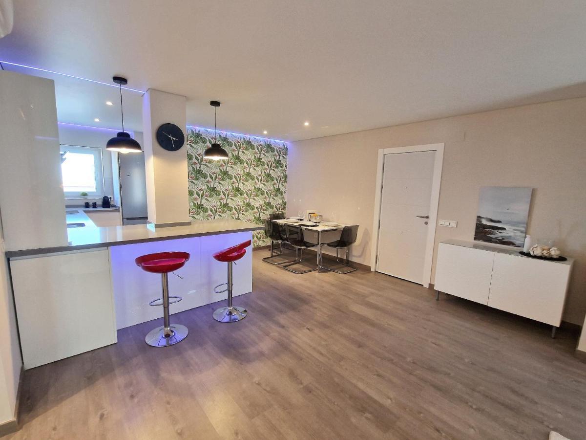Emerald Apartment - Spacious Modern 2 Bedroom Беналмадена Екстериор снимка